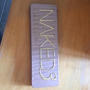 Urban Decay eye shadow
